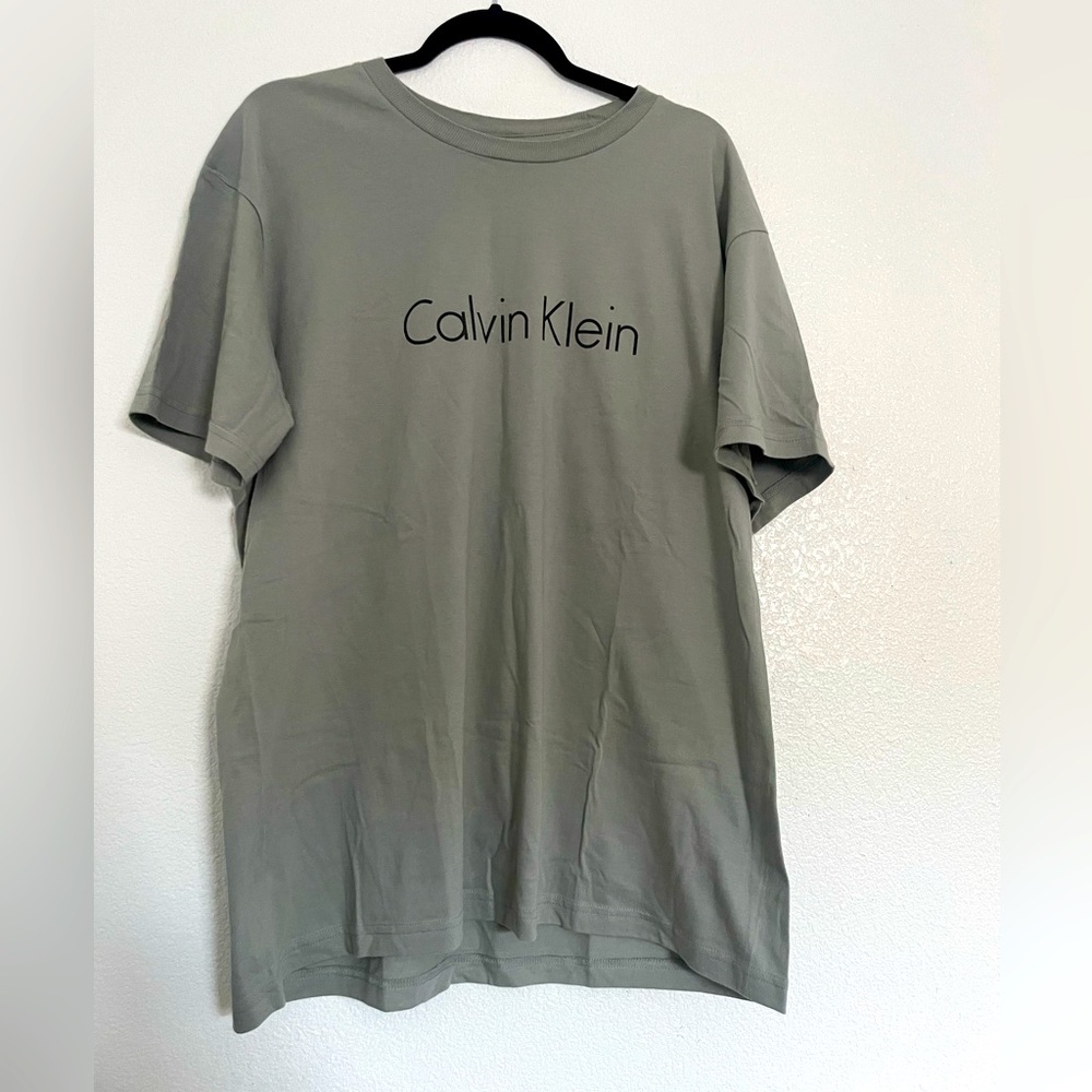 New Calvin Klein Grey Men’s Tee